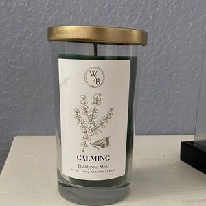 W/B Eucalyptus Mint Scented Candle - Green and Gold